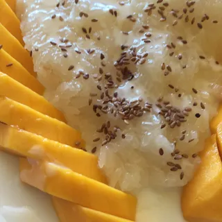 Sticky rice with Mango