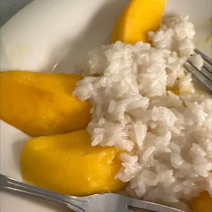 Sweet Rice with Mango mango so fresh melts like butter