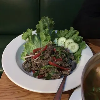 204. Num Tok Nua / Grilled Beef Salad