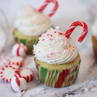 Don't forget to order your holiday cupcakes. Call to get a custom order made just for you.