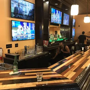 A FAMILY FRIENDLY RESTAURANT DURING THE DAY AND A 25 AND UP BAR/RESTAURANT AT NIGHT.