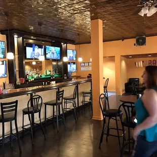 A FAMILY FRIENDLY RESTAURANT DURING THE DAY AND A 25 AND UP BAR/RESTAURANT AT NIGHT.