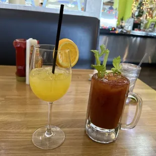 Screwdriver + Bloody Mary great breakfast combo