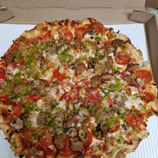 Deluxe Pizza