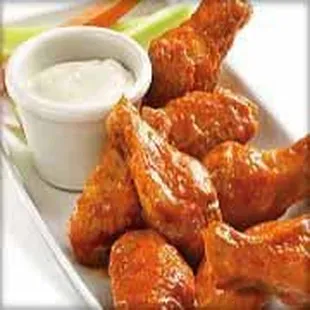 chicken wings with ranch dip