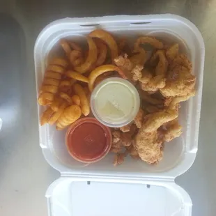 $7 box.. Wangz and Wurley Fries