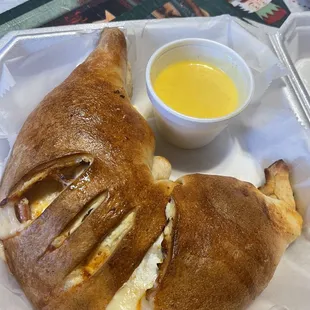 Pepperoni calzone