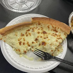 Cheesy Alfredo Pizza