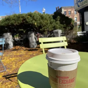 A small chai latte basking in the sun / Oct. 2022