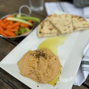 Home made hummus, pita and veggies