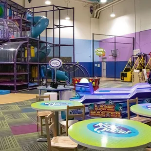 Kids Quest also features FREE-to-play arcade games!