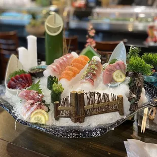 Chefs Sashimi (30 Pcs)