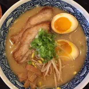 Testing the waters with ramen,...Yes please!!!!!!!!!!