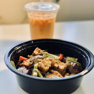 Tofu Eggplant with Basil Leaf