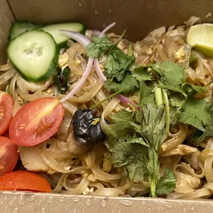 Tom Yum Pad Thai