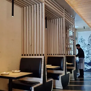 sushi and sashimi, interior