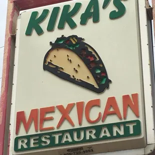 a mexican restaurant sign