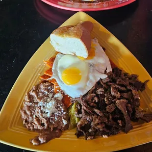 Chilaquiles Divorciados