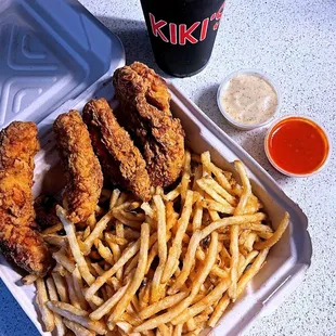 4 tender combo - kiki&apos;s (delivered by doordash) - sacramento