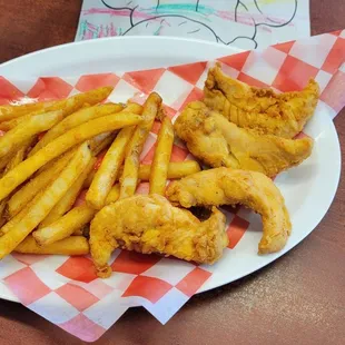 Chicken finger. Fries. Hot!
