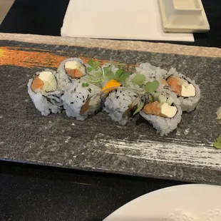 Smoked salmon roll