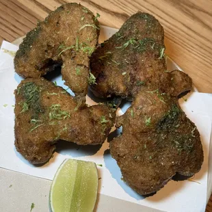 chicken wings, fried chicken wings, poultry, bbq chicken, chicken, chicken wings and fried chicken, food, bbq wings, fried chicken