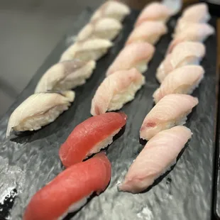 Yellowtail, saba, Tuna sushi