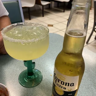 Margarita &amp; corona