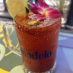 Best michelada and seafood downtown.