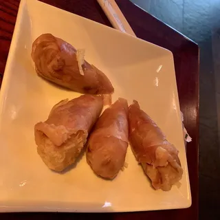 Kiku Spring Roll