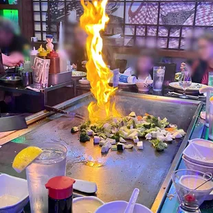 Teppanyaki grill