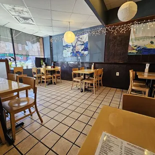 Inside the restaurant. Very cozy vibes.