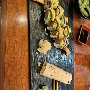 King Cobra Roll  Baked Baked Snow Crab Hand Roll (1 pcs)