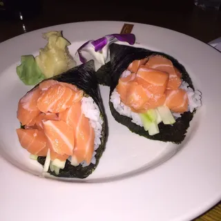 Salmon Hand Roll