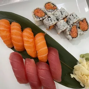 Tuna salmon sushi entree