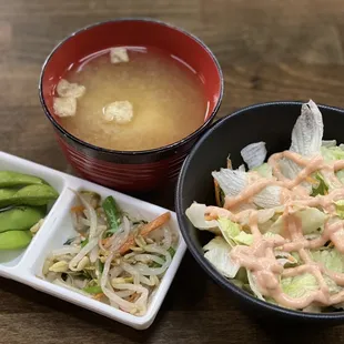 Sashimi combo A comes with this $35 (5pc hamachi 5pc salmon, 5pc ahi)