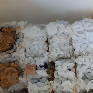 Spicy yellowtail roll