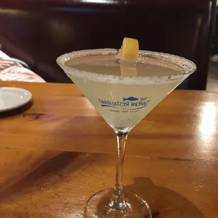 Lemon drop martini, not bad