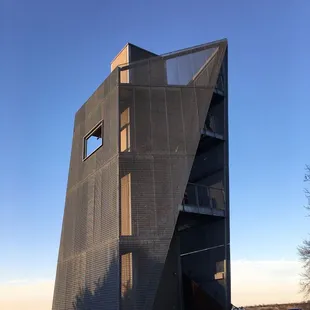 Observation tower