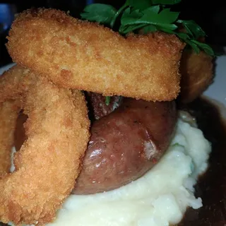 Cumberland Bangers & Mash