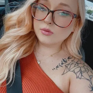 Emily R.