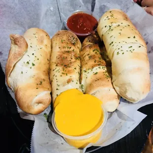 Stuffed with Heaven (pepperoni and mozzarella).