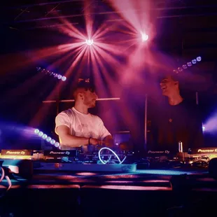 Loud Luxury