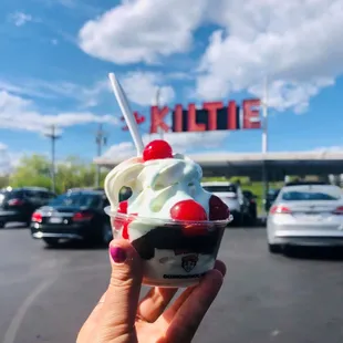 Mint Mello Jr Deluxe Sundae