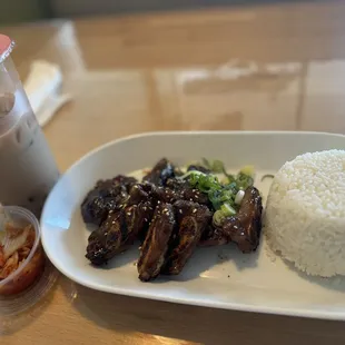 The food is great and love my Milk tea Bobba