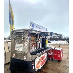 Open All Year Long! Kim &amp; Carlos Hot Dog Stand . Museum Campus.Chicago IL Cool!