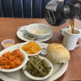 Veggie plate and the server saw my cup was low.
