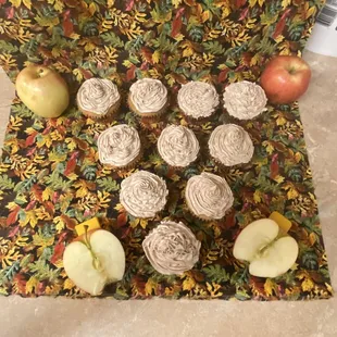 apples and cupcakes