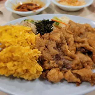 Dinner @Kim Chee II Restaurant last eve; 10/4/2022. Ordered one of their Combo Mix, Shrimp Tempura &amp; Meat Juhn. A lot of Food, pretty tasty!