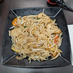 #59 stir fried seafood needle noodle